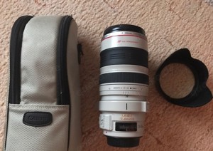 Canon EF 28-300 mm F3.5-5.6 L IS USM Telezoom Objektiv