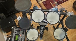 Roland TD-8 V-Drum Electronic Set