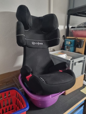 Neuwertiger Cybex Solution plus Sitzerhöhung