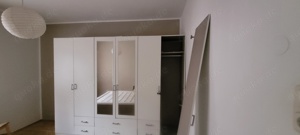 Zu verschenken Abholung Abbau großer weißer Kleiderschrank 