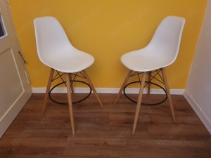 Stilvolle Barstühle, Eames-Design