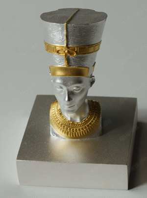5 Unzen Teilvergoldete 3D Skulptur Silbermünze  Nofretete  2024 + Box + COA