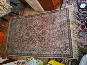 Sehr alter Teppich auf VB zu verkaufen!