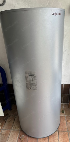 Speicher-Wassererwärmer Viessmann Vitocell 100-V CVAA, 200 Liter