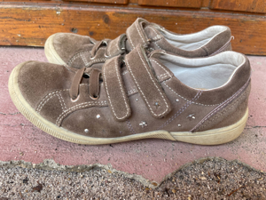 Sneaker Turnschuhe von Elefanten, Größe 34, beige, Mädchen