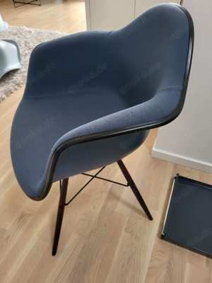 Vitra Eames Plastic Armchair Re DAW