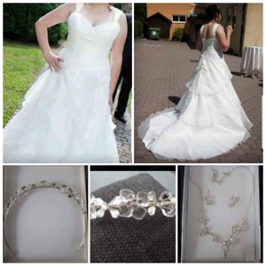 Brautkleid mit Reifrock und Schmuck 