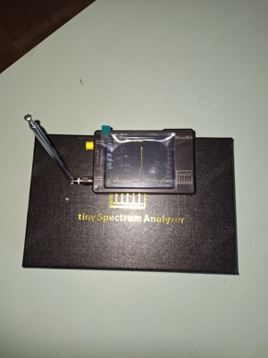 TinySA Spektrumanalysator 100kHz-960MHz mit Signalgenerator und Touchscreen