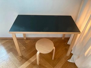 Artek, Aalto 2021 Tisch 80A Birke   Linoleum schwarz Möbel Tische & Stehtische