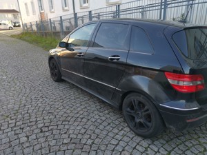 Mercedes b 200 