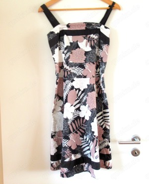 tolles braun beige schwarzes Kleid  Träger mit u ohne  Größe 36   38