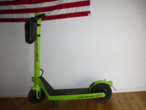 E-Scooter Streetbooster two grün