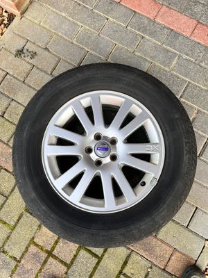 Verkaufe Originale VOLVO Felgen + Reifen