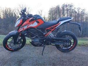 KTM Duke 125