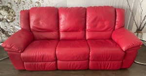 3-Sitzer Designer Leder Couch, Sofa, Sitzhocker ausklappbare Seitenteilen Top Zustand super gepflegt