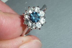 alter Ring kornblumenblau sehr schön u. Anhänger Silber835 Saphir