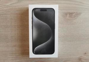 NEU - iPhone 15 Pro 128 GB - schwarz - Restposten