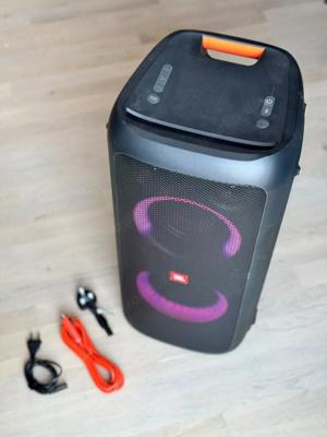 JBL PartyBox 300 - Tragbarer Bluetooth-Partylautsprecher