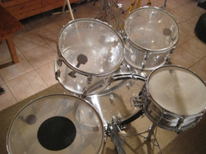 Ludwig Clear Vistalite Drum Set, 1. Serie von 1972 mit Snare und Ständern