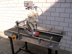 Etikettiermaschine mit Drucker und Transportband Neu , und gebraucht günstiger Bild 2