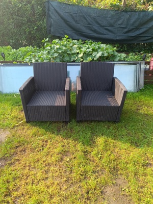 2 Rattan Stühle Neuwertig 