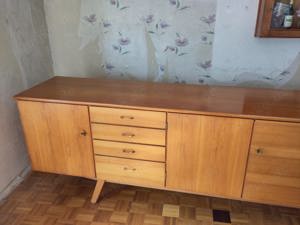 Vintage Sideboard aus den 60ern, Kirschbaum, Schreinerarbeit