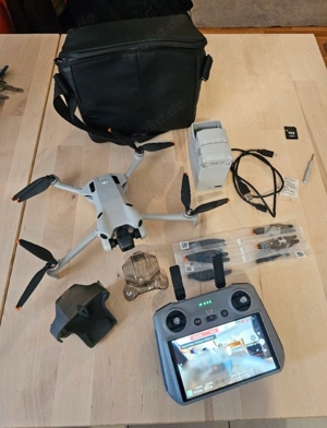 DJI Mini 4 Pro Drohne