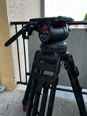 Sachtler Video 25 Tripod