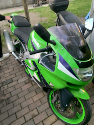 Kawsaki Ninja ZX6R ZX600G 1998 1999 Schlachtfest Schlachter Teile Ersatzteile 