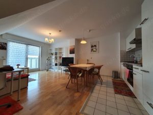 Möbelierte komfortables Appartement mit Nobiliaküche, Parkett, Balkon, Kabeltv, Internet günstig!