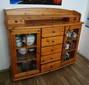 Buffetschrank mit Aufsatz 