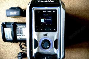 radio Makita DMR115 