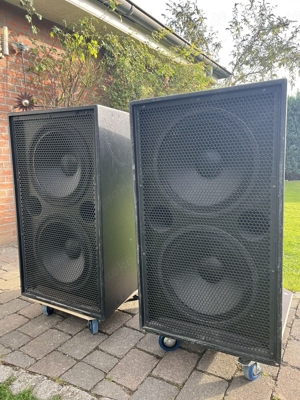 2 Stück Meyer Sound PSW2 Subwoofer Ähnlich  D&B Audiotechnik NEXO L acoustics