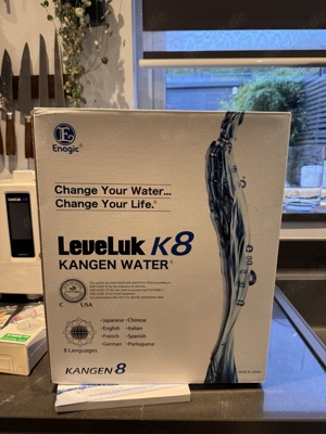 Enagic Kangen Leveluk K8 Wasserionisierer alkalisierte & Wasserstoffwassermaschine
