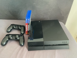 Playstation 4 - 500 GB - 2 Spiele und 2 Controller sowie Zubehör