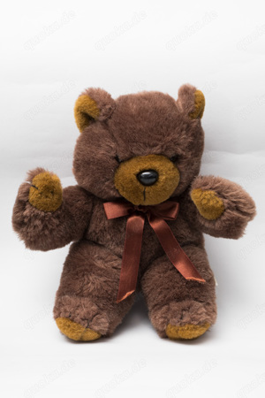 !!! Teddybär Plüschteddy Kuscheltier Kuschelbär mit Schleife - braun !!!