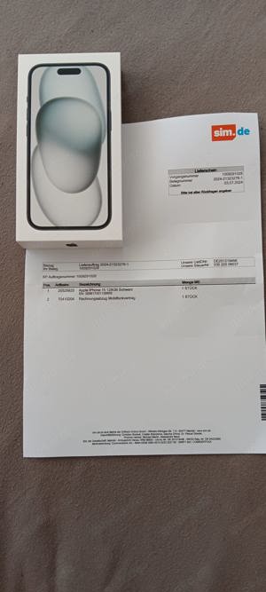 Apple Iphone 15 128GB Schwarz  - noch versiegelt