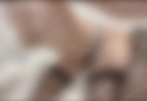 Erotik Bilder & Videos Bundle | Halb asiatisch, 19 Jahre alt, skinny