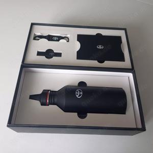 orginal toyota geschenkbox trinkflasche USB-KABEL USB-STICK Bild 2