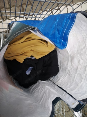 Einkaufstasche voll Trödel zu veschenken Bild 4