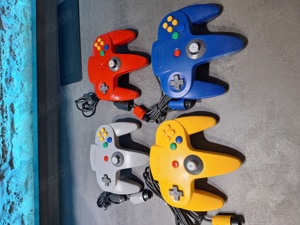 Farbenfrohes Nintendo 64 Controller Paket | 4x Original N64 Controller