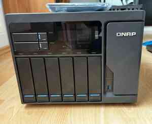 QNAP TVS 882 NAS 64 GB RAM i5 7500 10Gbase