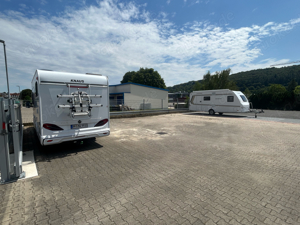 Stellplatz für Wohnmobil, Wohnwagen, Anhänger, Boote zu vermieten