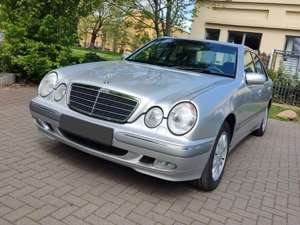 Mercedes-Benz E 240 Kontaktieren Sie mein WhatsApp +380639664010