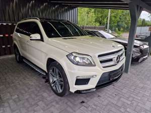 Mercedes-Benz GL 350 BlueTec 4Matic*AMG*PANO*AHK*SHZ*