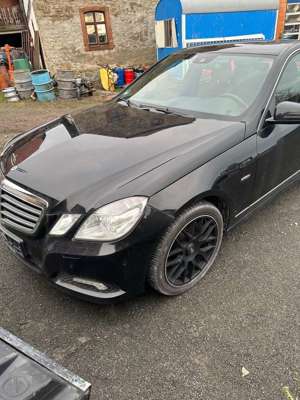 Mercedes-Benz E 250 E 250 CDI DPF BlueEFFICIENCY Automatik Avantgarde