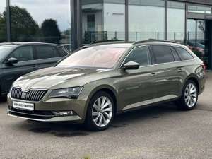 Skoda Superb Combi 2.0 TDI Ambition Xenon Navi