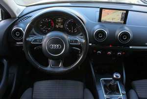 Audi A3 Sportback 1,4 TFSI g-tron Ambition AHK abn. Bild 3