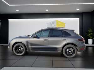 Porsche Macan Panorama Standheizung AHK-Elek. 21 Zoll /Service-N Bild 2