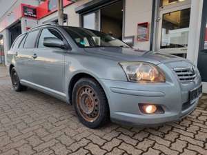 Toyota Avensis Kombi 2.0 D-4D Travel HU 03/26